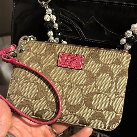 Coach wristlet tan n pink - Picture 1 of 4